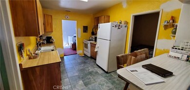 unlisted-address, Woodland Hills, CA 91364 - photo 7