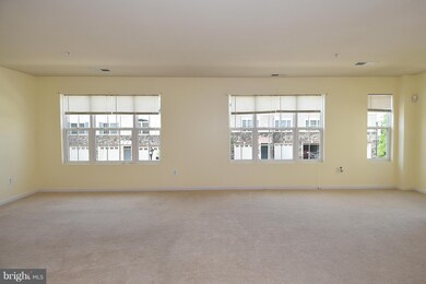 11200 Wortham Crest Cir unit 93, Manassas, VA 20109 - photo 3