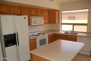 16537 W Central St unit 2, Surprise, AZ 85388 - photo 3