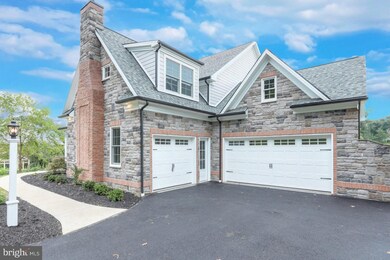 15 Westwind Dr, Lemoyne, PA 17043 - photo 4