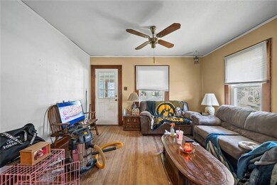 1826 E 32nd St, Des Moines, IA 50317 - photo 6