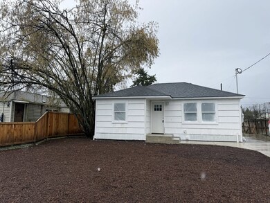 2604 J St, Springfield, OR 97477 - photo 2