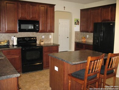 10535 Shire Country, San Antonio, TX 78254 - photo 5