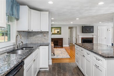 901 Scituate Ave, Cranston, RI 02921 - photo 6