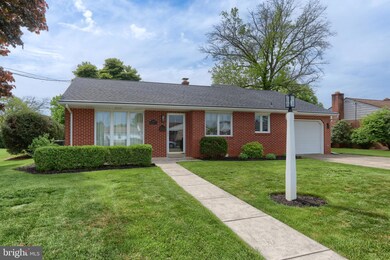 240 W Elm St, Palmyra, PA 17078 - photo 5