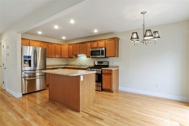 82 Pear Tree Ln, Newmarket, NH 03857 - photo 5