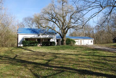950 Stella Rd, Prospect, TN 38477 - photo 2