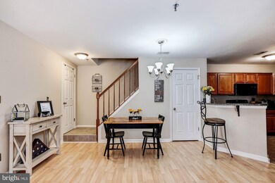 Quaker Hill Community unit 8, Alexandria, VA 22314 - photo 7