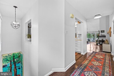 5804 Linden Square Ct unit 41, Rockville, MD 20852 - photo 7