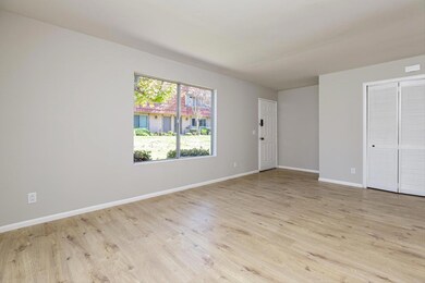 2 6015 Jacaranda Way Unit F-MLS_Size-002