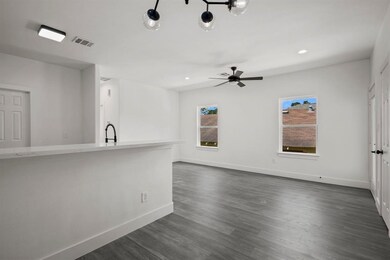 769 Dillard St unit B, Houston, TX 77091 - photo 4