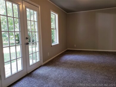 1226 N Cherokee Ave, Claremore, OK 74017 - photo 7