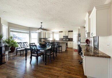 Kitchen/Dining
