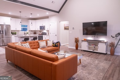 408 Peachtree Ln SE, Calhoun, GA 30701 - photo 2