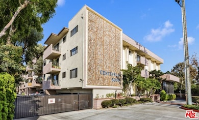 Marina Gateway unit 214, Los Angeles, CA 90066 - photo 2