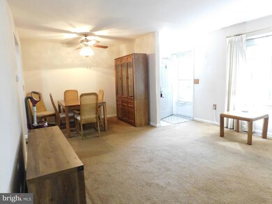 9045 N Laurel Rd unit H, Laurel, MD 20723 - photo 5