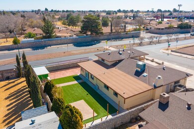 10561 Breezeway Ave, El Paso, TX 79925 - photo 5