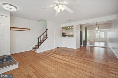 24 Appledowre Ct, Germantown, MD 20876 - photo 4