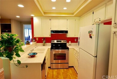 KITCHEN WITH LOTS OF CABINETS, PANTRY,  TILE COUNT