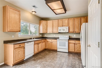 10484 Tracewood Cir, Highlands Ranch, CO 80130 - photo 6