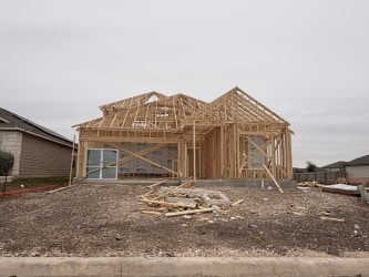 101 Manchester Dr, Cleburne, TX 76031 - photo 2