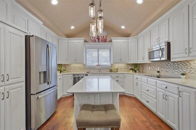 1313 Pecan Dr, Weatherford, TX 76086 - photo 5