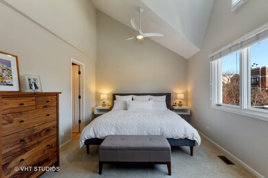 2718 N Southport Ave unit B, Chicago, IL 60614 - photo 2