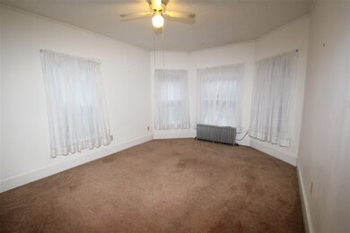 1st fl - living room