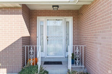 643 E 1280 N, Logan, UT 84341 - photo 2