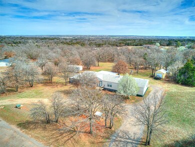 View of front of property featuring a front yard