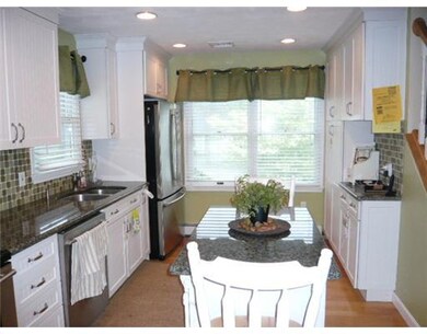 270 Weathervane Rd, Wakefield, RI 02879 - photo 3