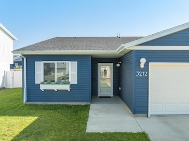 3212 Kodiak St NW, Minot, ND 58703 - photo 3