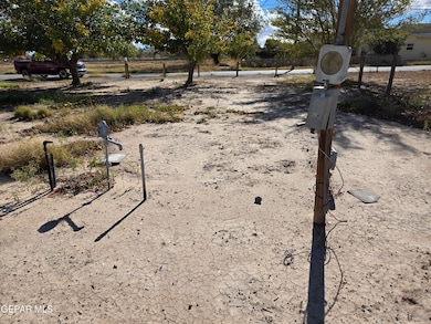 1043 Ada Ln, El Paso, TX 79932 - photo 4
