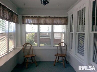 507 N Webster St, Harrisburg, IL 62946 - photo 4