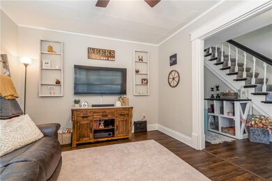 3836 7th St, Des Moines, IA 50313 - photo 4