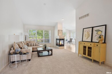 1357 Pinnacle Pines Ct, Bettendorf, IA 52722 - photo 3