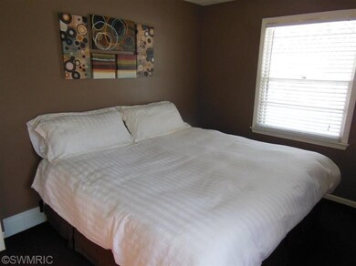 1457 Edith Ave NE, Grand Rapids, MI 49505 - photo 5