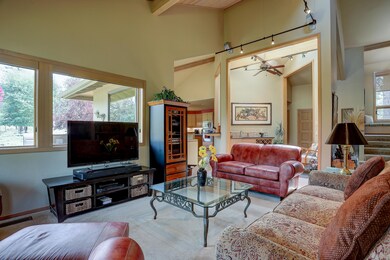 57722 Yellow Pine Loop, Sunriver, OR 97707 - photo 4