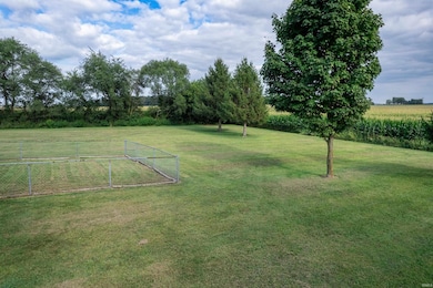 3659 S Warren Rd, Huntington, IN 46750 - photo 6