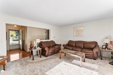 1203 Pickwick Place, Flint, MI 48507 - photo 5