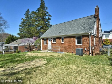 4906 Cushing Dr, Kensington, MD 20895 - photo 5