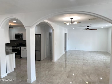 6842 N 14th St, Phoenix, AZ 85014 - photo 4