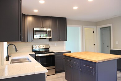 224 SW 3rd Ave, Grand Rapids, MN 55744 - photo 2