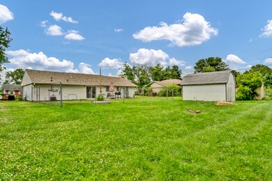 2149 Westline Dr, Columbus, IN 47203 - photo 5