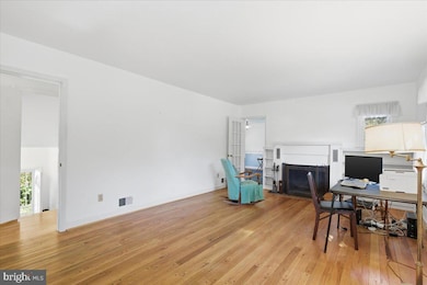 6315 Middleton Ln, Temple Hills, MD 20748 - photo 6