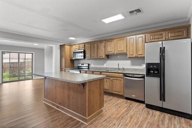 1605 Sarah Dr, Lake Charles, LA 70605 - photo 6