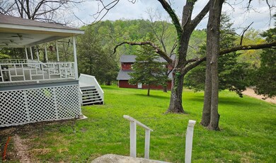 Packet Hollow spring pic 3