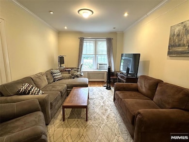 Tudor Hall unit J4, Englewood, NJ 07631 - photo 6