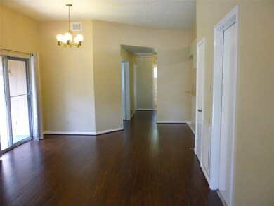 16126 Springbank Dr, Houston, TX 77095 - photo 2