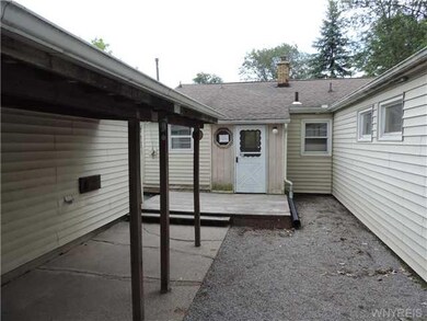 150 Doyle Dr, North Tonawanda, NY 14120 - photo 5